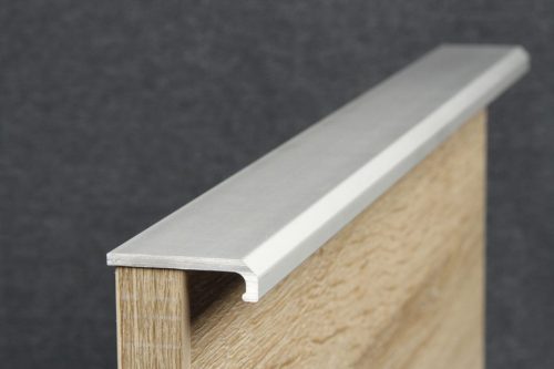 UK11_ALU-00 Bemarható fogantyú profil egyedi méretben