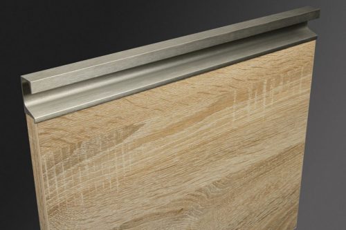 UK7_BSN-00 Bemarható fogantyú profil egyedi méretben